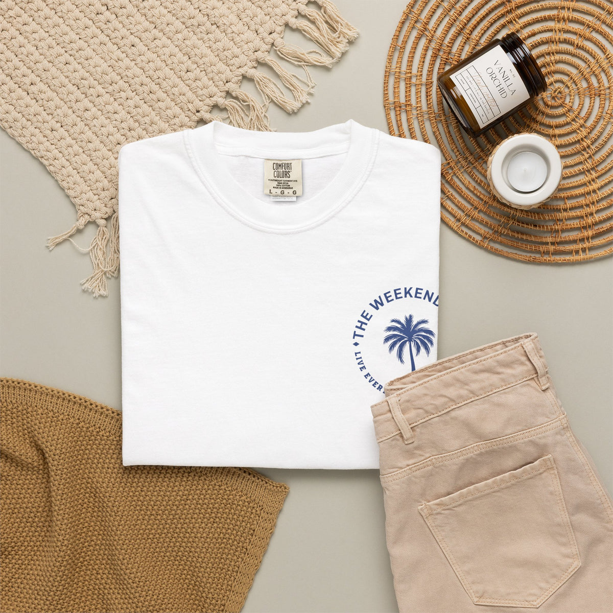 COCKTAIL CONNOISSEUR TEE