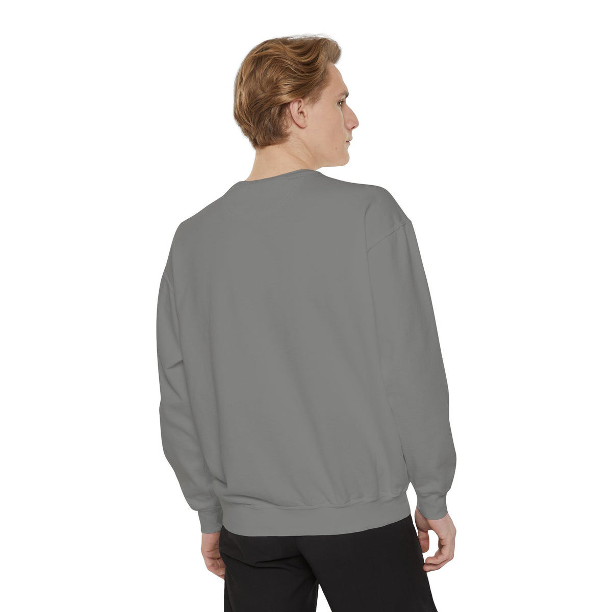 THE WEEKEND EDIT CREW GREY & RED